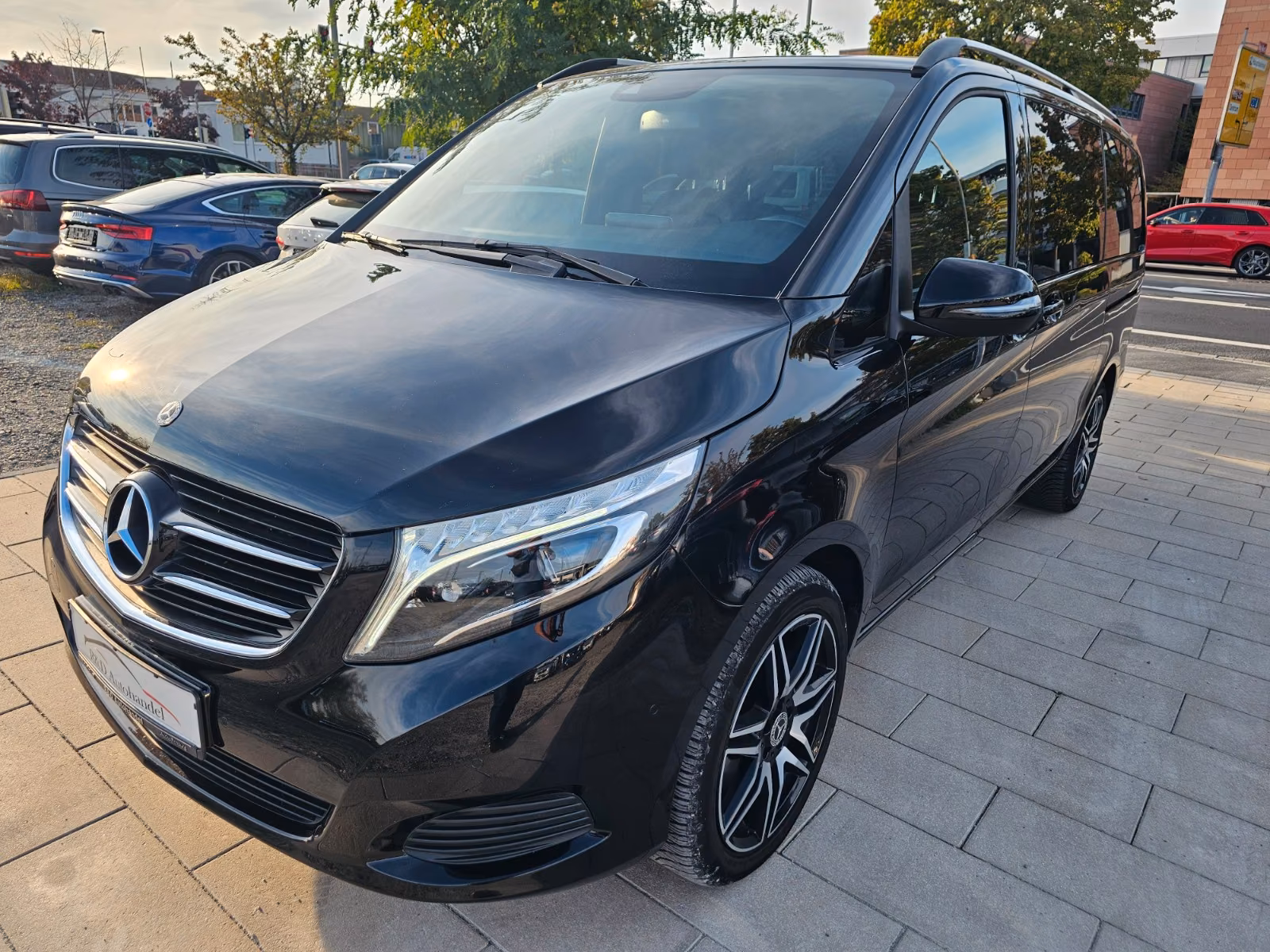 Mercedes-Benz V 250