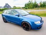 Audi A4 3.0 quattro Avant S-Line - Audi A4 aus 2004: Kombi