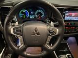 Mitsubishi Outlander PHEV Top 4WD ! HAND AUTOMATIK 149 kW - Mitsubishi in Wuppertal