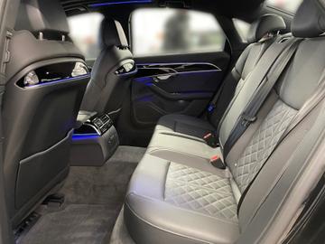 2025 AUDI A8 — миниатюра 14