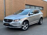 Volvo XC60 Momentum/2.HAND/NAVI/XENON/STANDHEIZUNG/GEP - Volvo XC60 in Essen