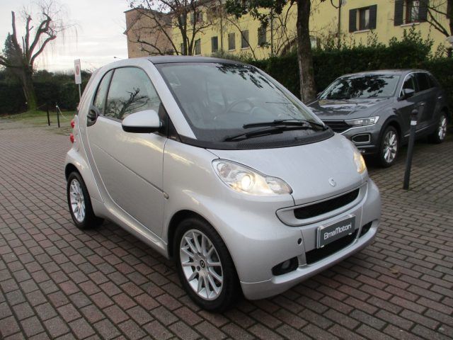 Smart SMART ForTwo 1000 52 kW MHD coupé passion MOTORE