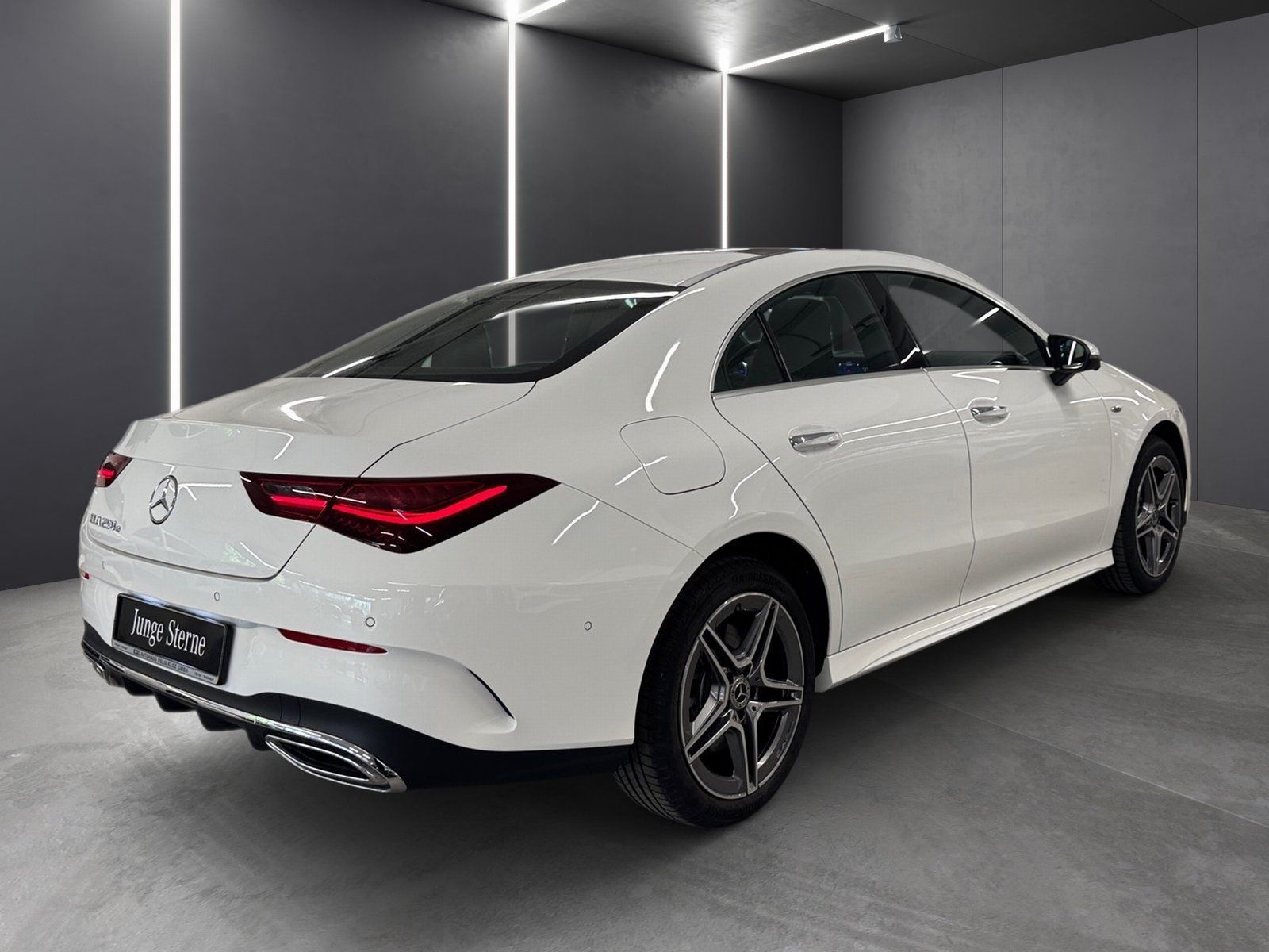 Fahrzeugabbildung Mercedes-Benz CLA 250 e AMG Plus*Pano*HUD*360*Memory*11kW*Totw