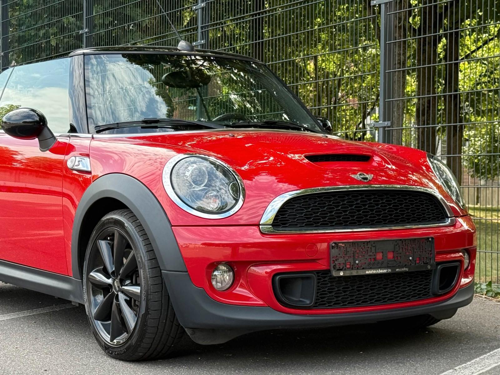 MINI Cabrio Cooper S Leder Sport Xenon Chili