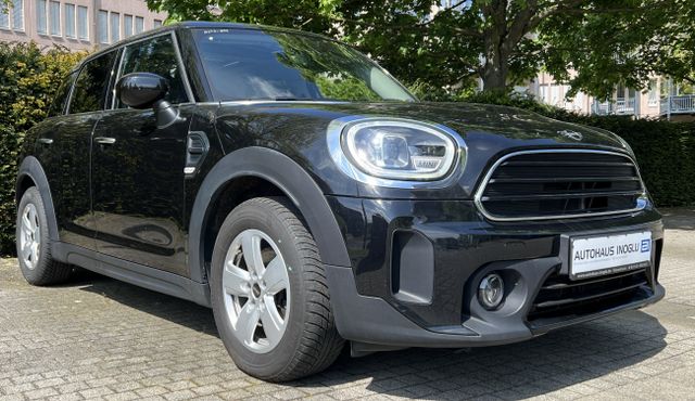 MINI Countryman Cooper D Essential Trim Navi+LED+Pano