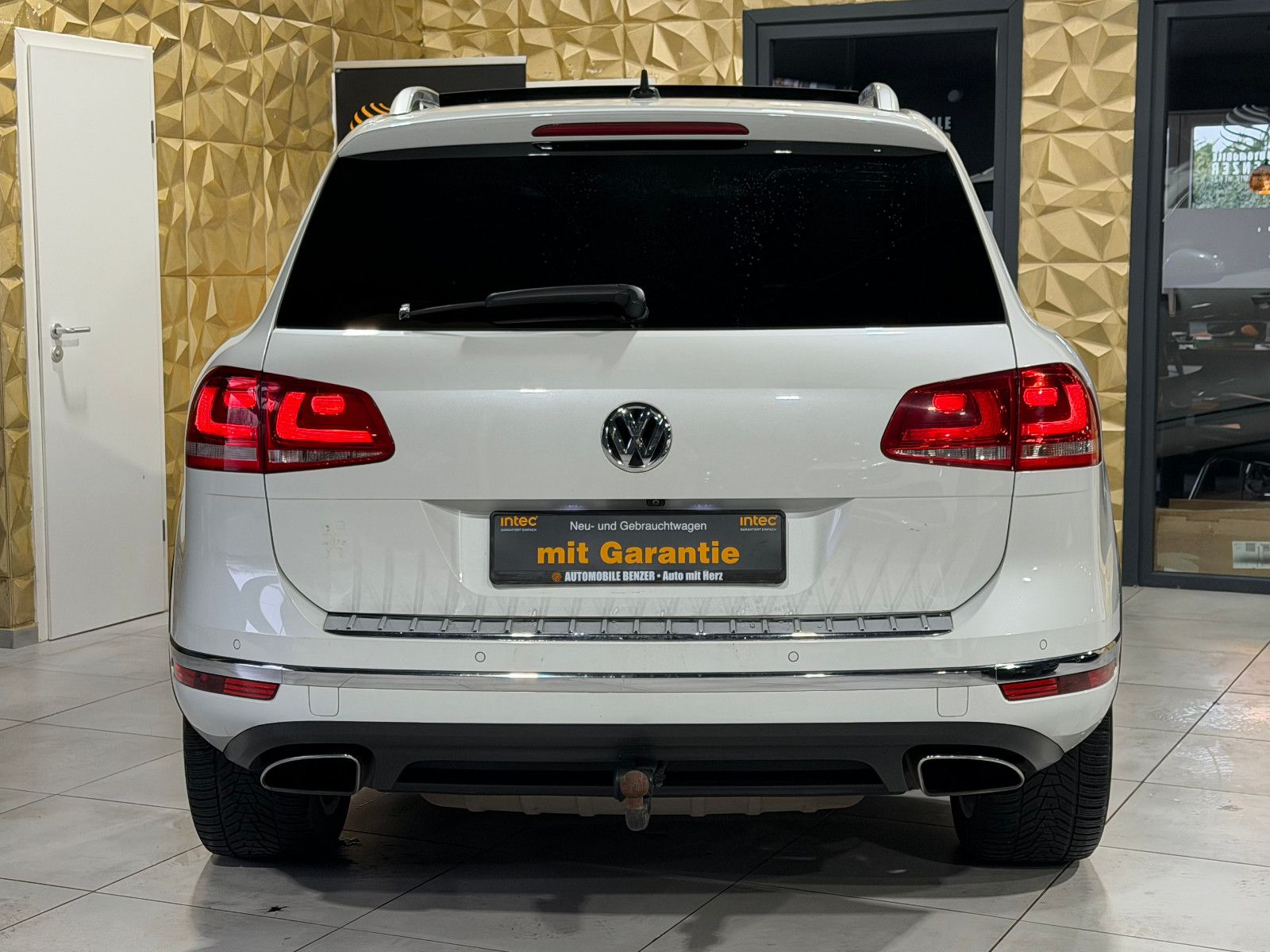 Fahrzeugabbildung Volkswagen Touareg V8 TDI /PANO7MEMORY/360°KAM/DYNAUDIO