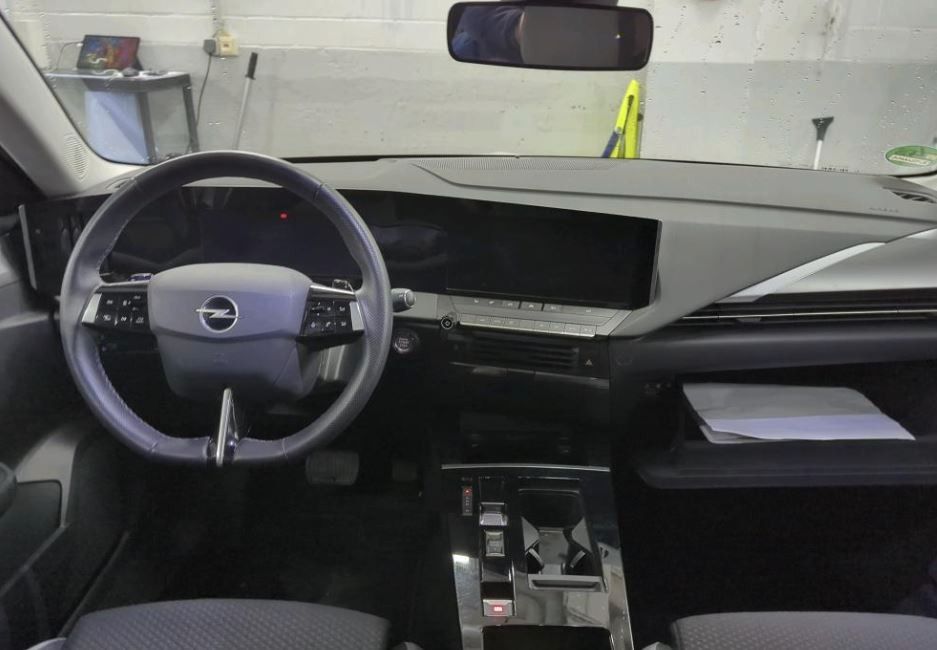 Fahrzeugabbildung Opel Astra L ST 1.5D EDITION NAVI/LED/VIRT./SPORT/SHZ