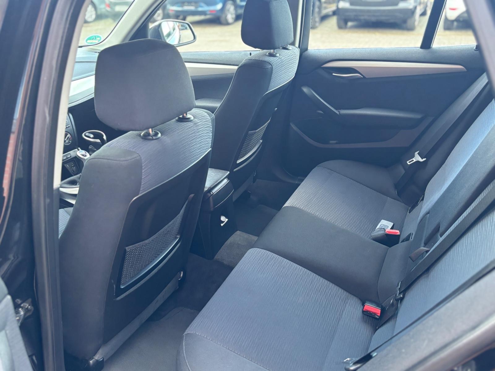 BMW X1 sDrive 18d 143ch - Boîte manuelle - Sièges chauffants - Régulateur