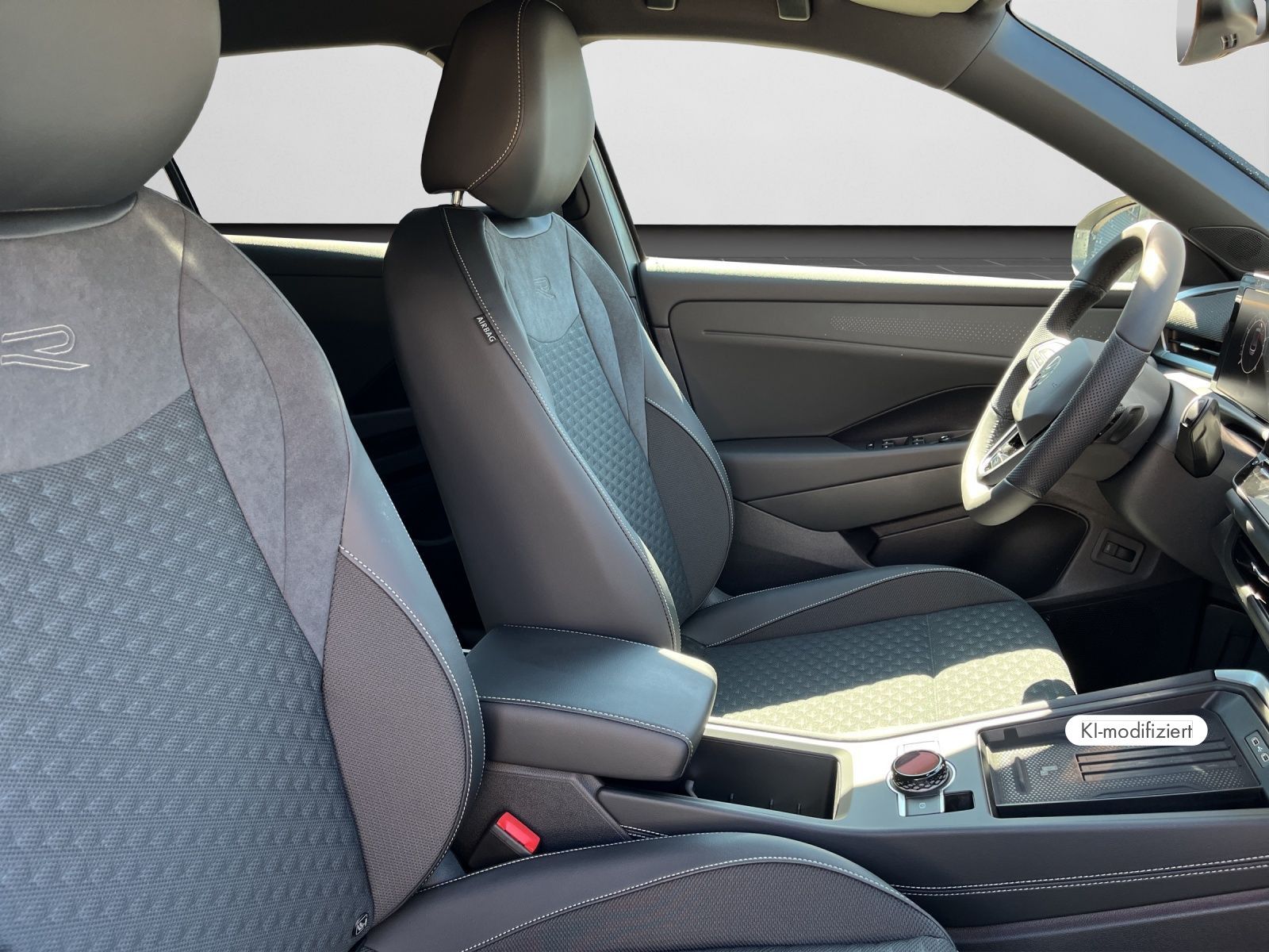 Volkswagen T-Roc - Bild 4