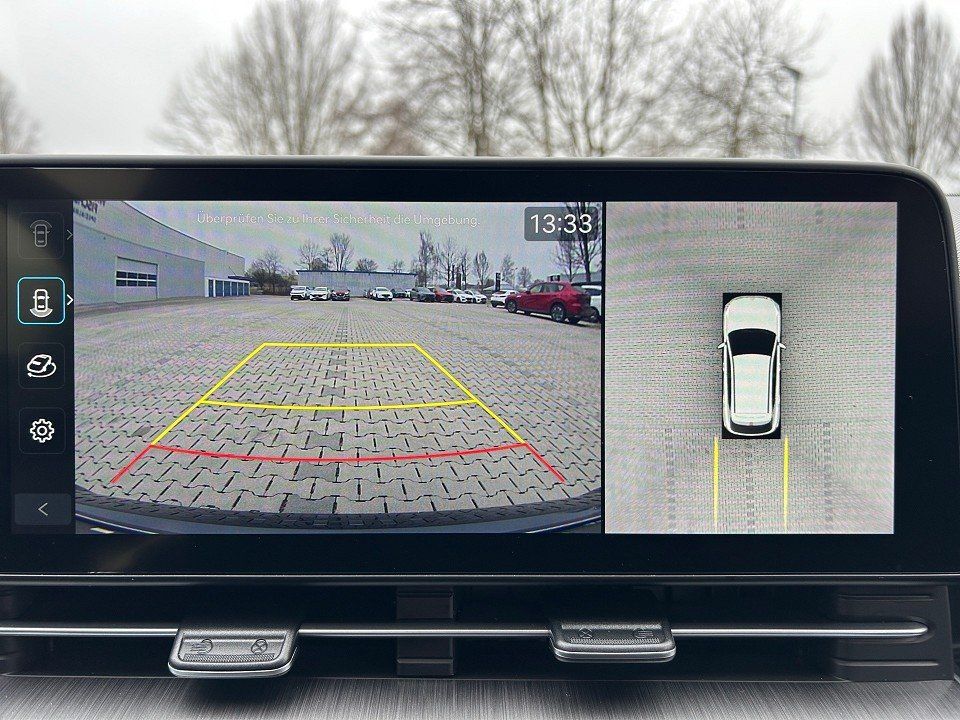 Fahrzeugabbildung Hyundai KONA EV 65kWh PRIME SITZ/KOMF/ASSIST-P LEDER+HUD