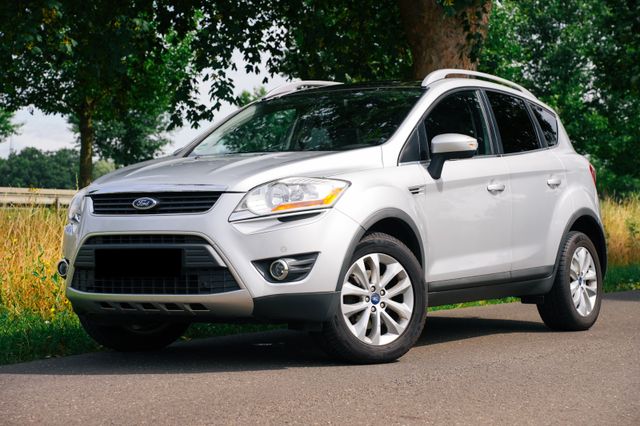 Ford Kuga 2,0 TDCi 4x4 120kW Titanium PowerShift ...