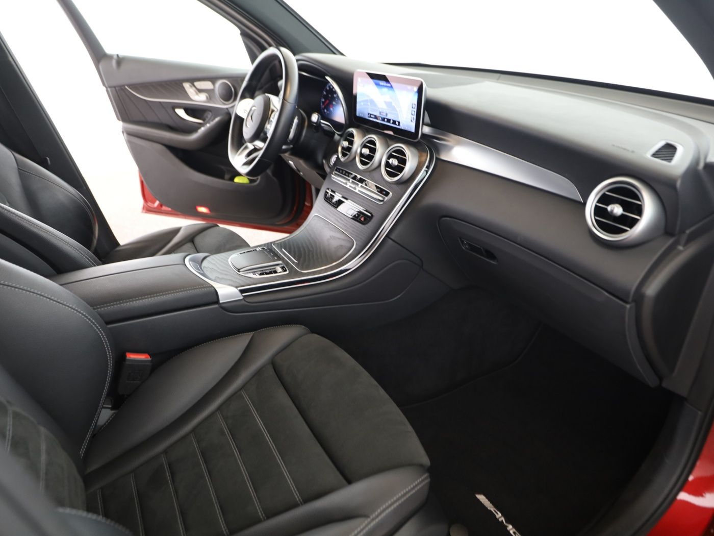 Mercedes-Benz GLC 300 de 4MATIC AMG NIGHT AHK LED DISTR MEMORY foto 21