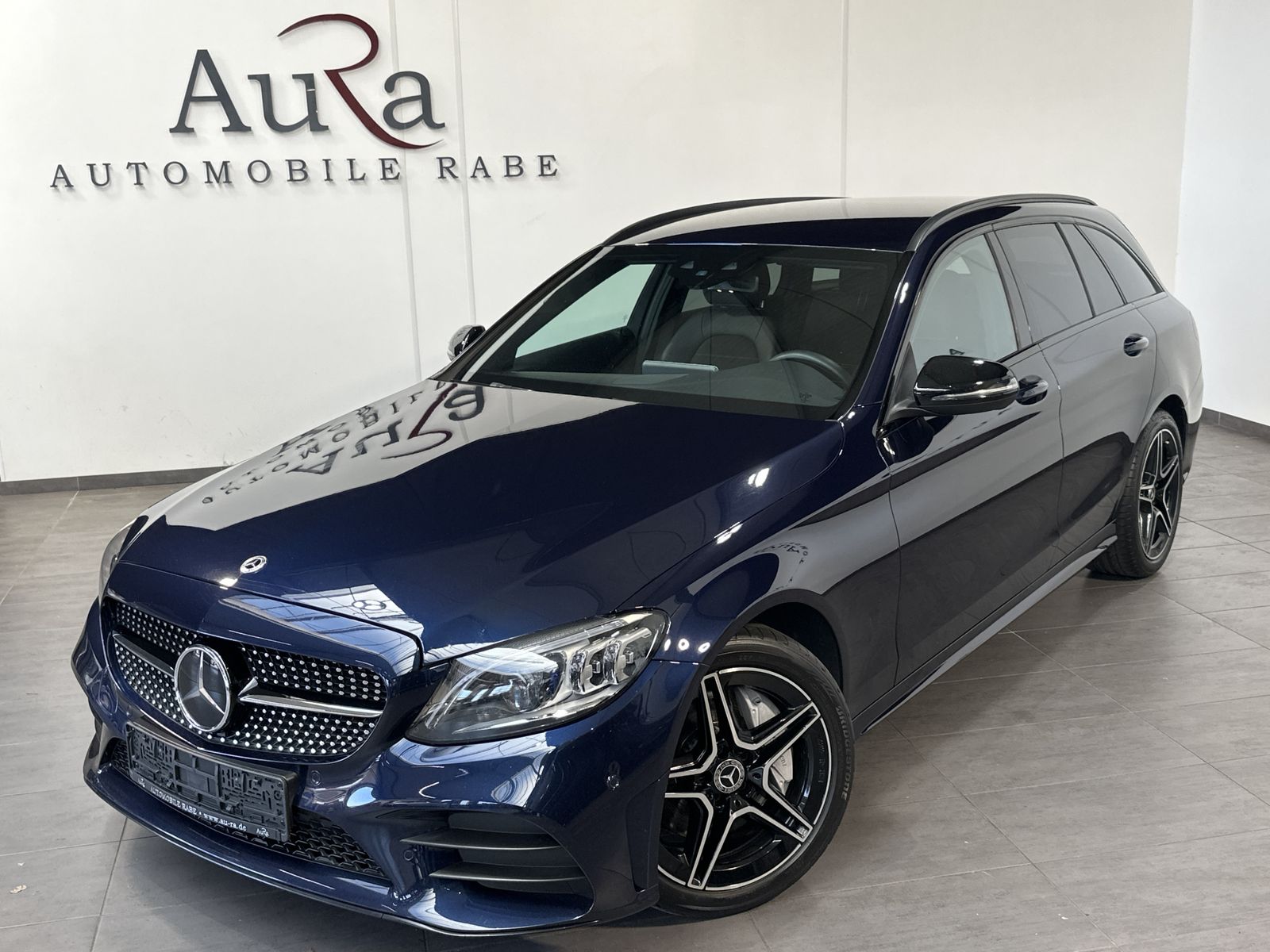Fahrzeugabbildung Mercedes-Benz C 300d T 4M AMG Line NAV+LED+KAMERA+DISTRONIC+PP