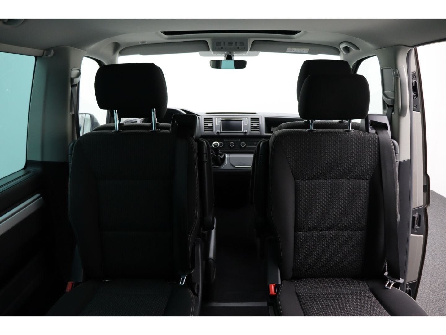 Fahrzeugabbildung Volkswagen T6.1 Multivan Trendline Pano Elektr. Schiebetür