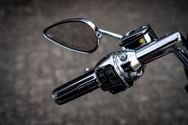 Fahrzeugabbildung Harley-Davidson CVO SOFTAIL CONVERTIBLE FLSTSE2 110 - KESSTECH -