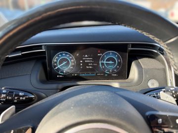 Hyundai TUCSON - 8