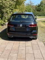 Volkswagen Golf Sportsvan mit behindertengerchtem Umbau - VW Golf Sportsvan Gebrauchtwagen in Hannover