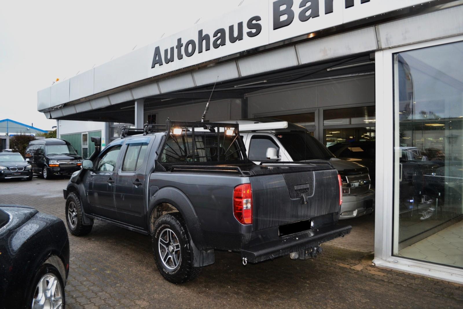 Nissan Navara 2,5 DCi Pickup  Doppelkabine- 4X4