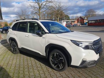 Fotografie Subaru Forester 2.0ie e-BOXER Exclusive Lineart