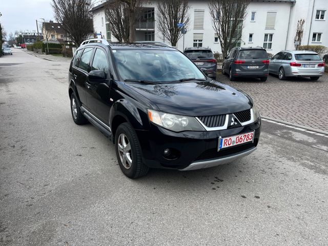 Mitsubishi Outlander 2.4 2WD