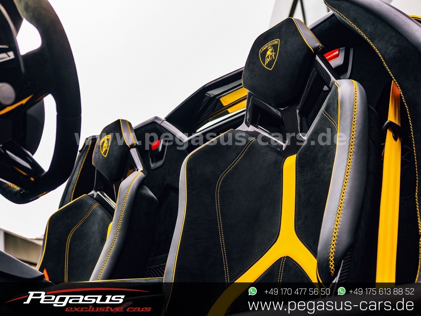 LAMBORGHINI Aventador - 17