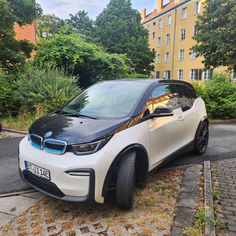 2022 BMW i3