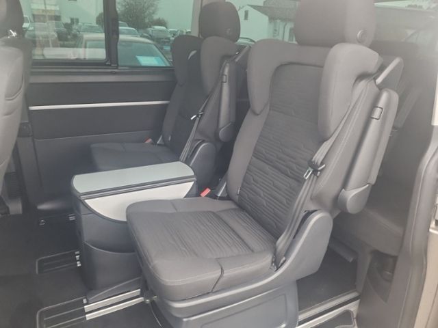 Fahrzeugabbildung Volkswagen Multivan T6.1 2.0 TDI DSG 4Motion Comfortline AH