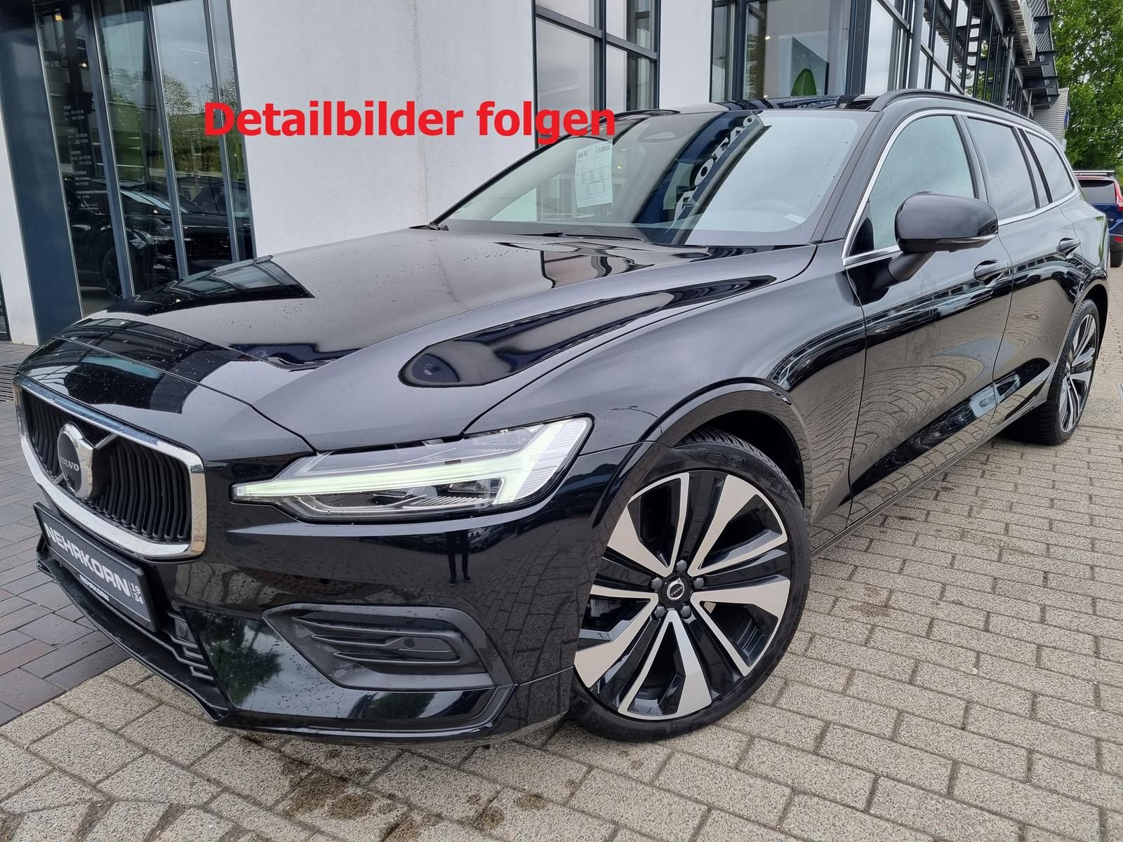 Fahrzeugabbildung Volvo V60 B4 Benzin Core '360-Cam, ACC, Pilot Assist'