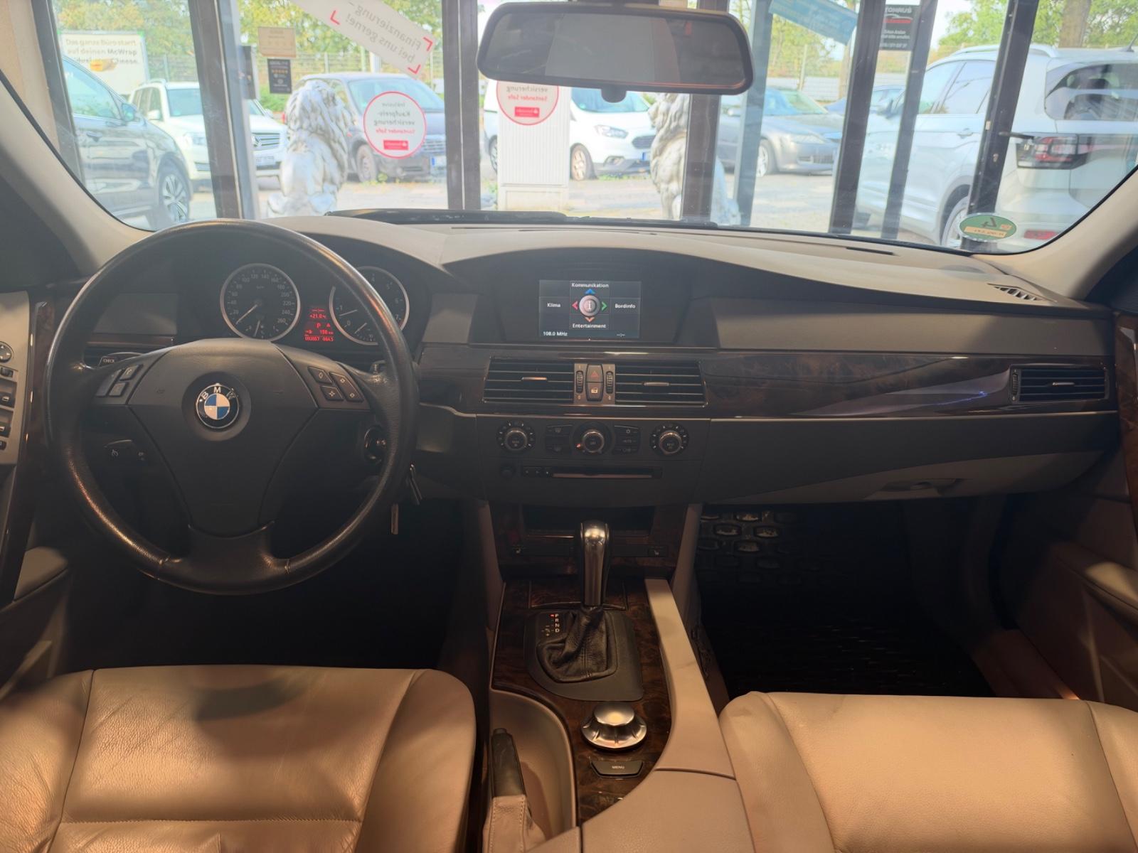 BMW 525i E60 2.5 218 ch • BVA • Cuir Dakota • Toit Ouvrant • PDC
