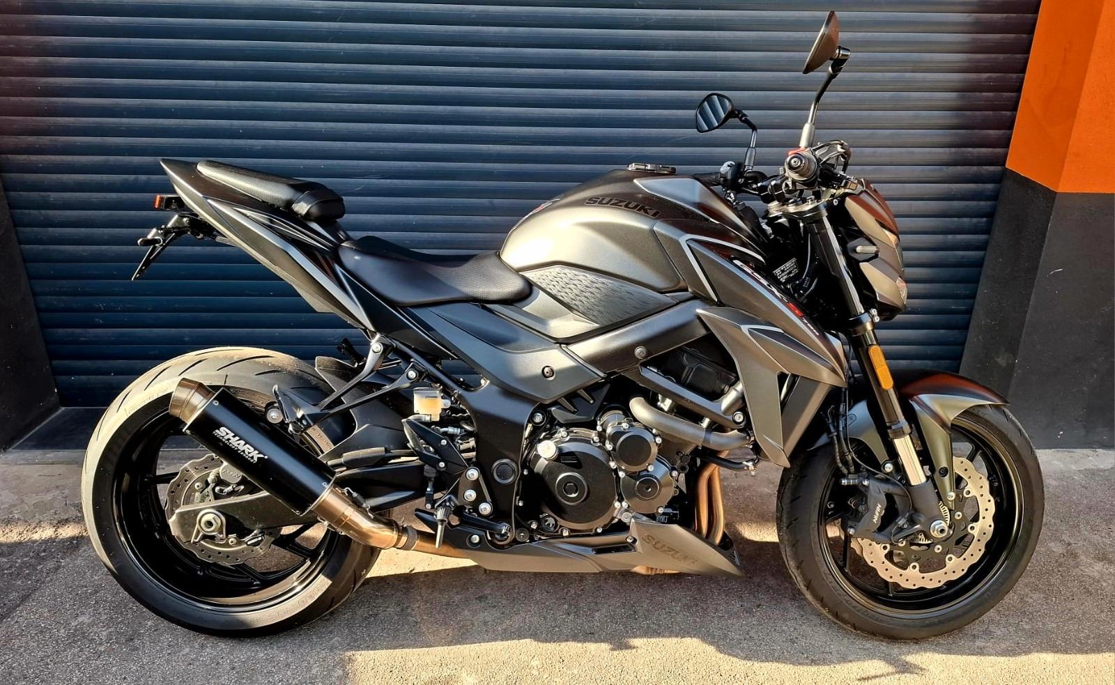 Suzuki Gsx-S 750 / Naked Bike , Top Zustand
