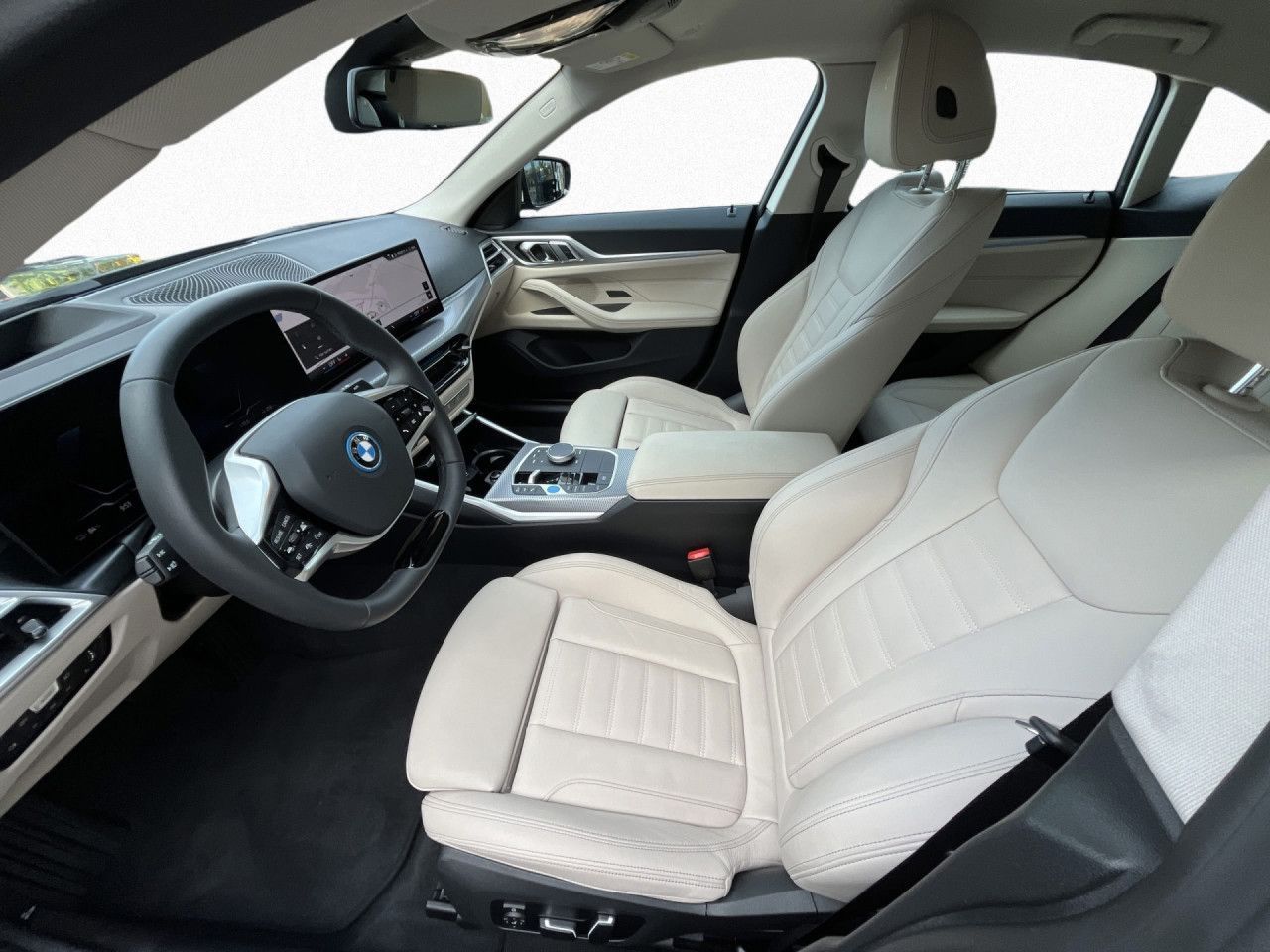 BMW i4 - Bild 10