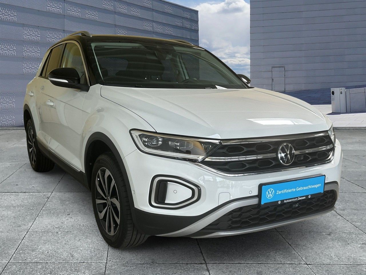 Volkswagen T-Roc 1.0 TSI Style LWS DWA SHZ USB DAB EPH BAA foto 2