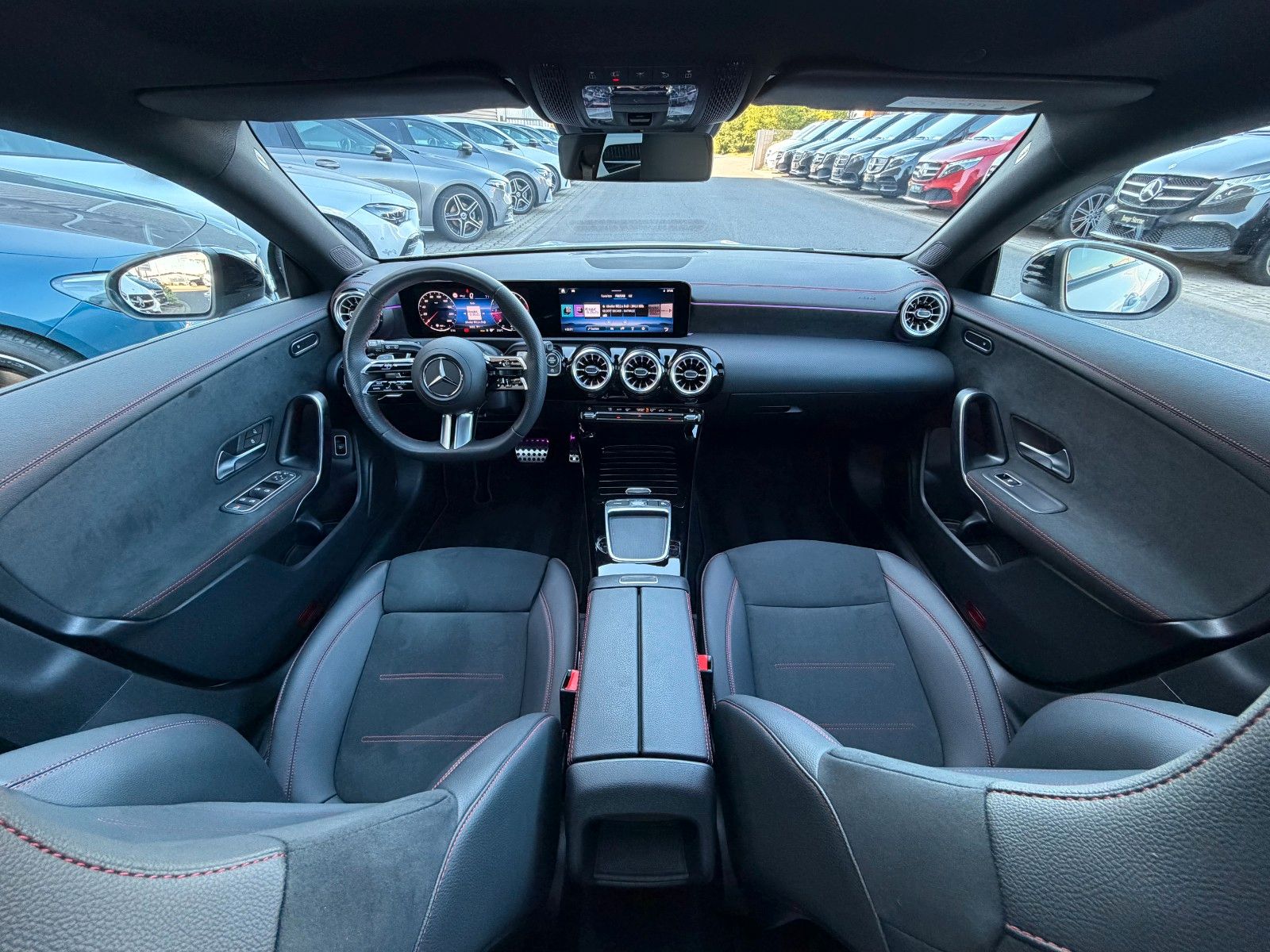 Fahrzeugabbildung Mercedes-Benz CLA 220d SB AMG+Pano+Distr+AHK+Night+Ambiente
