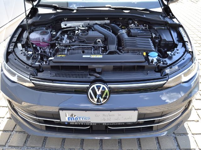 Golf VIII 1.5 eTSI 150 PS DSG "50 Jahre" PANORAM