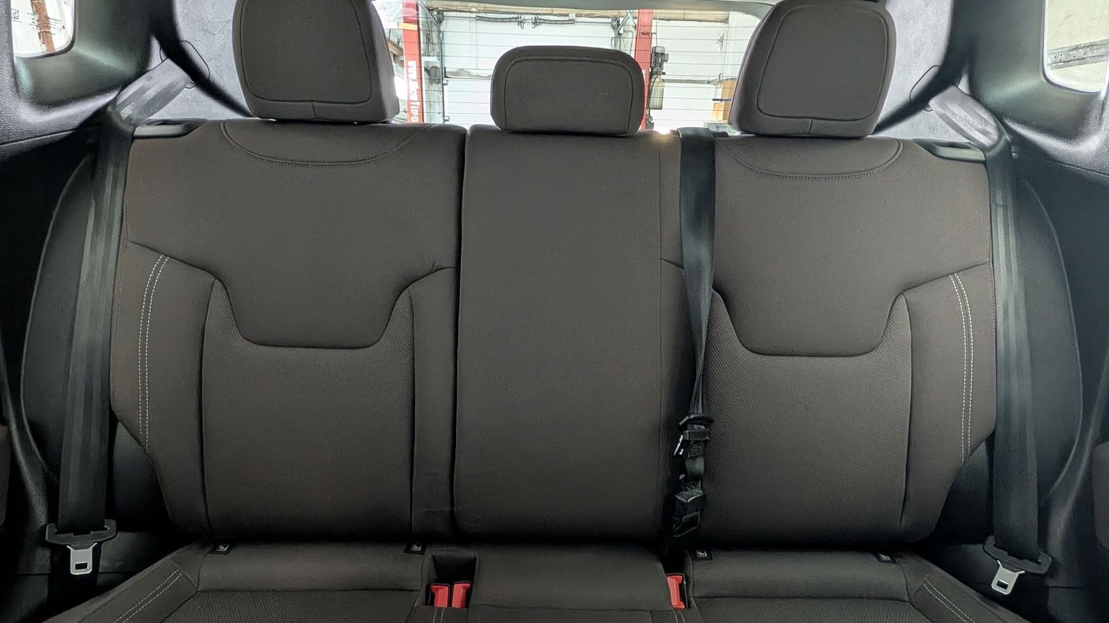 Fahrzeugabbildung Jeep Renegade 2.0 MultiJet II 140 AWD * AHK Night Eag