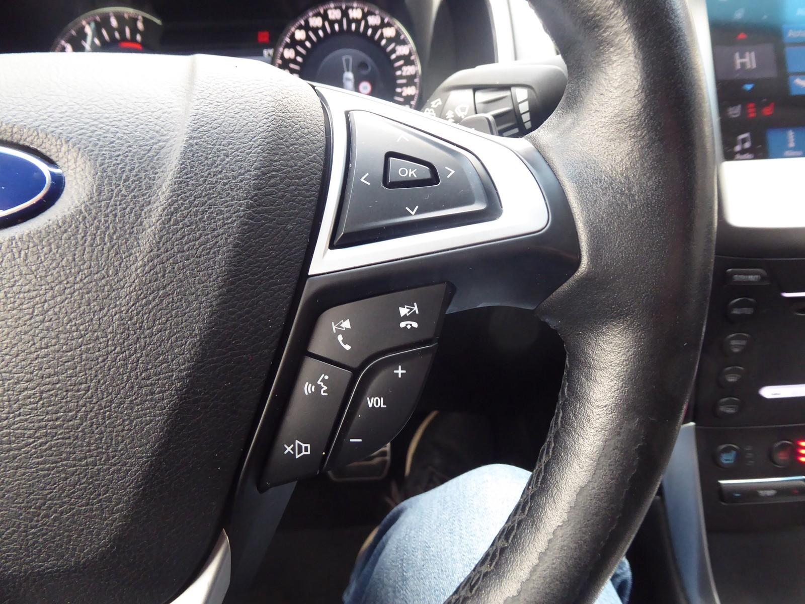 Ford Edge Sport 4x4 8-Fach bereift