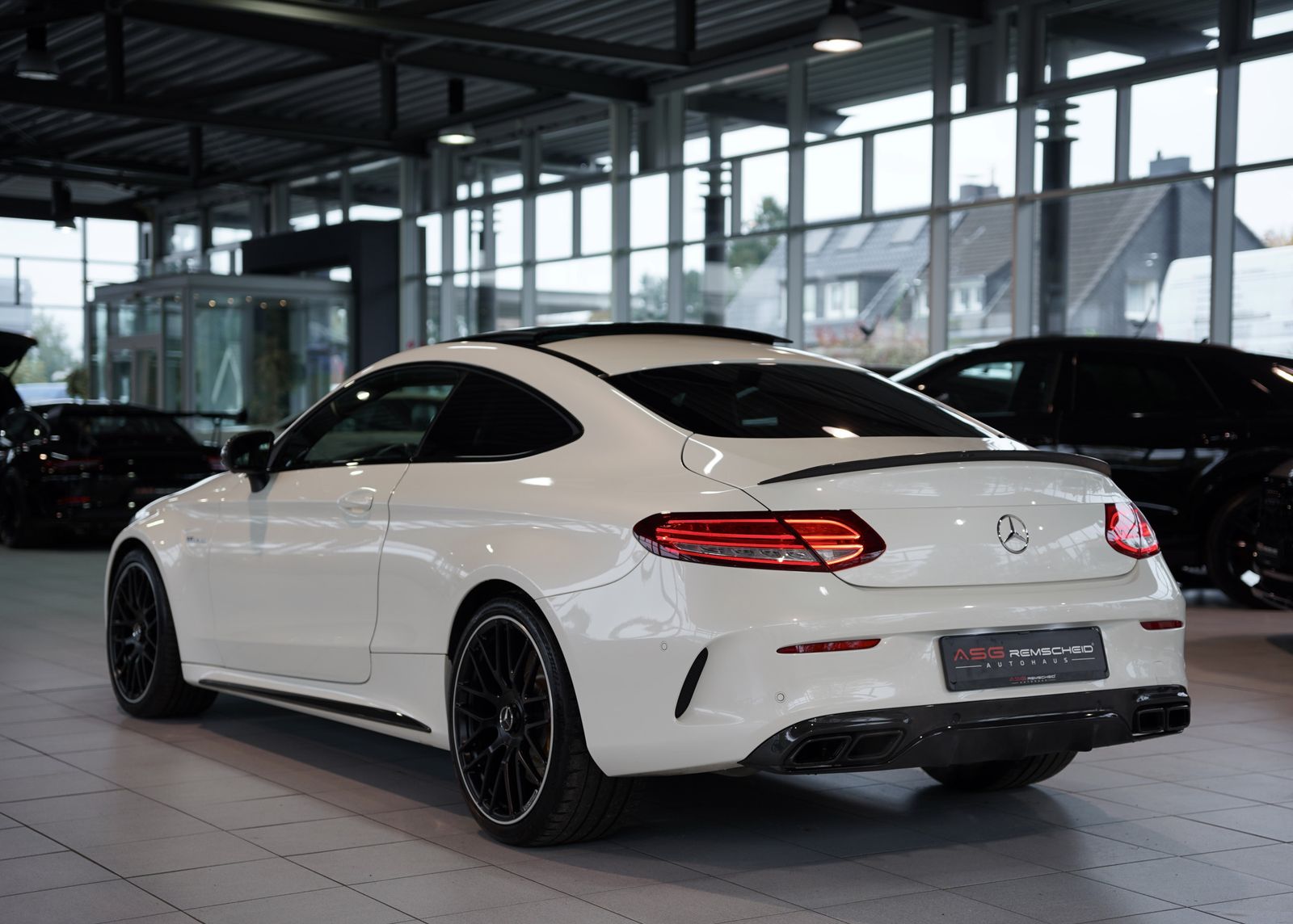 Mercedes Benz C 63 Amg
