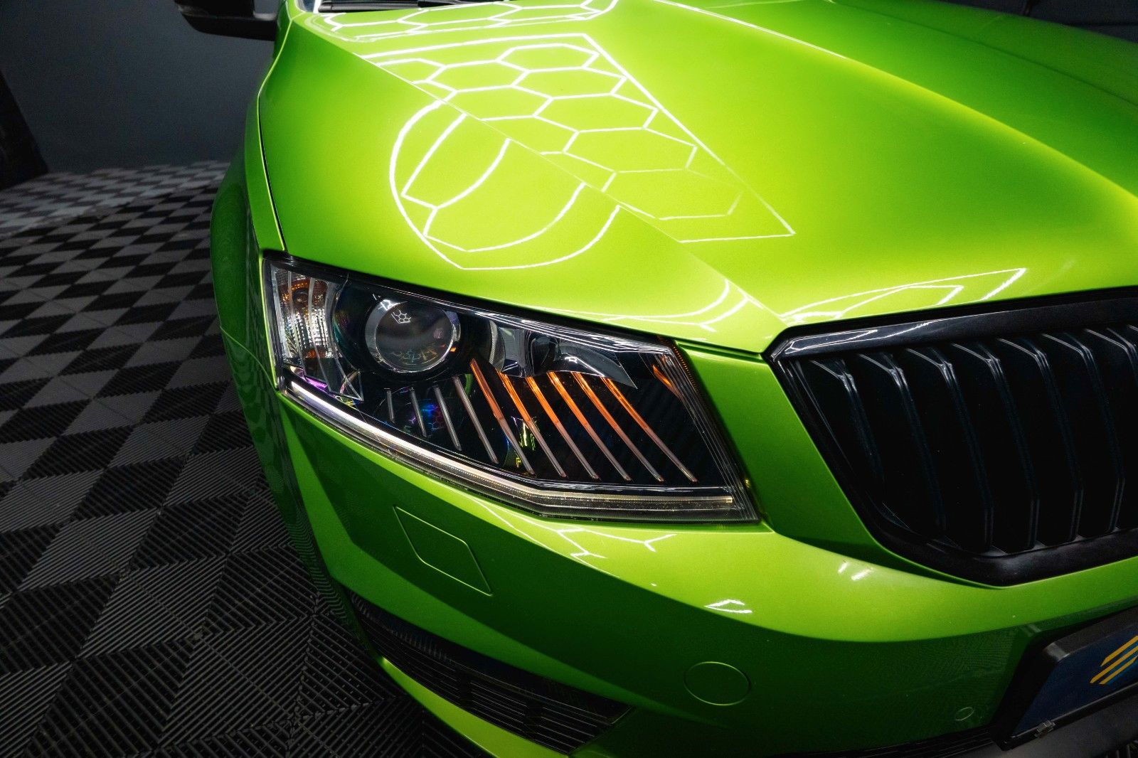 Fahrzeugabbildung SKODA Octavia Combi RS Performance *1.Hand*LED*CarPlay