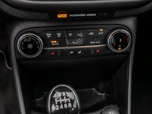 Ford Fiesta Titanium Abstandstempomat LED Sitzheizung