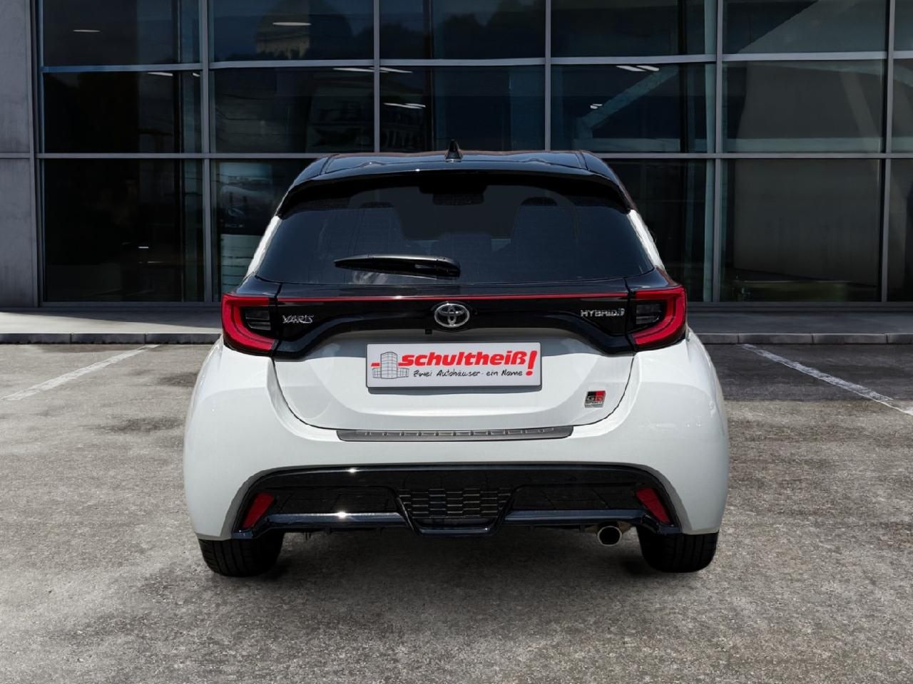 Fahrzeugabbildung Toyota Yaris Hybrid GR Sport