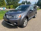 Mitsubishi Outlander  Benzin Plus AHK Leder Navi Einparkhil - gebrauchte Mitsubishi Outlander aus dem Jahr 2010