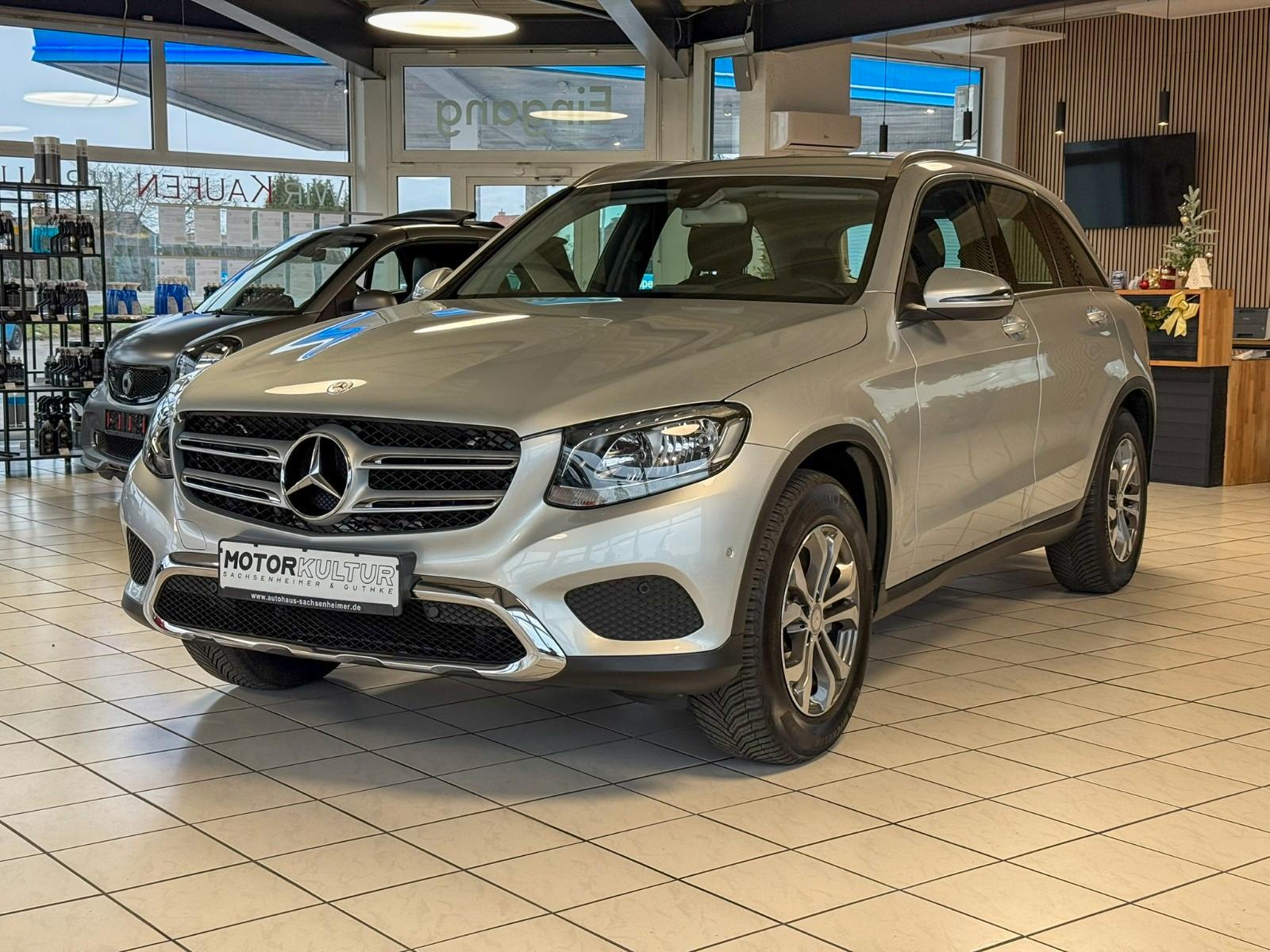 Mercedes-Benz GLC 220d  4Matic | AHK | Navi | PDC | uvm.