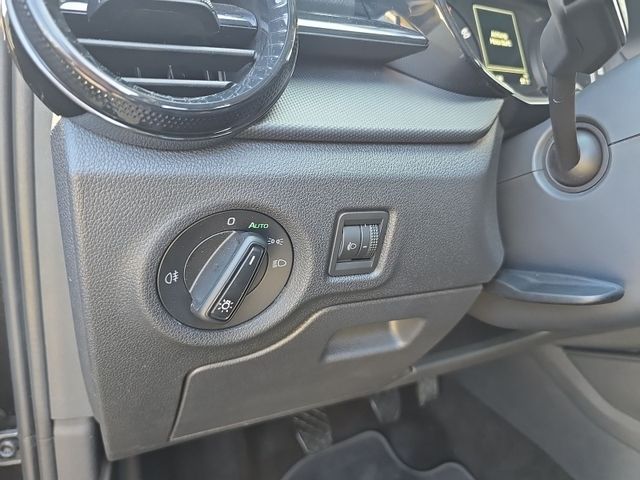 Fabia 1.0 Active  LED*PDC*Bluetooth