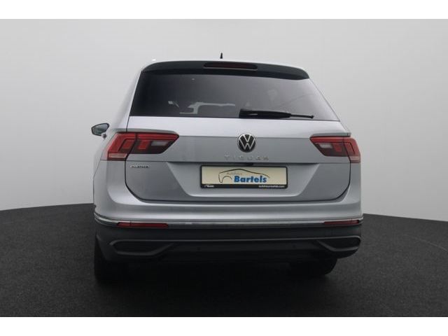 Fahrzeugabbildung Volkswagen Tiguan Allspace Life DSG ACC AHK 7Sitze LED