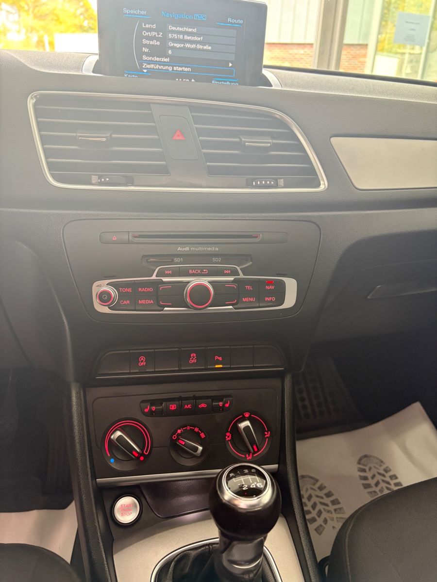 Fahrzeugabbildung Audi Q3 1.4 TFSI * PANORAMADACH*NAVI* 1.HAND *
