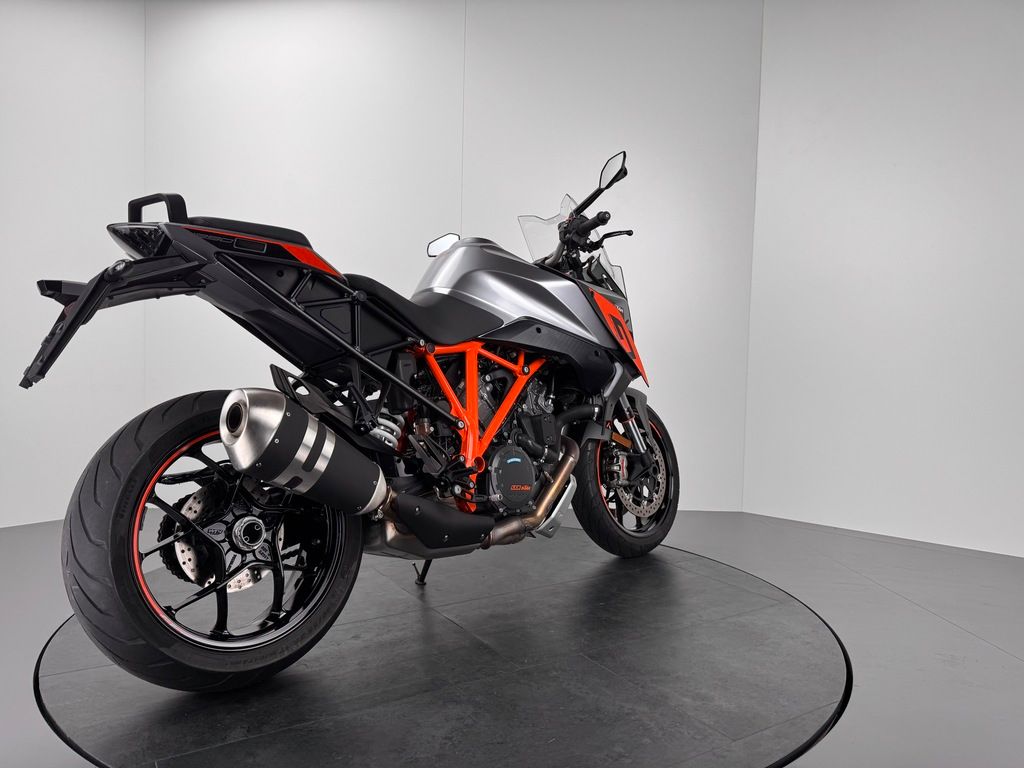 Fahrzeugabbildung KTM 1290 SUPER DUKE GT *1.HAND *TOP-ZUSTAND