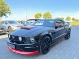 Ford Mustang 4.0 V6 Aut. Leder 20 Zoll Tüv NEU - Ford Mustang aus 2009: V6
