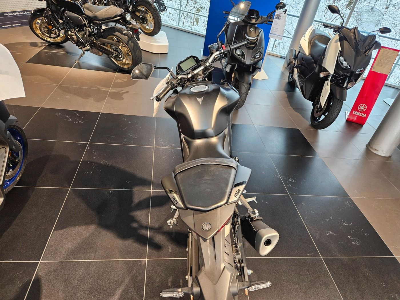 Fahrzeugabbildung Yamaha MT 03 Modell 2023