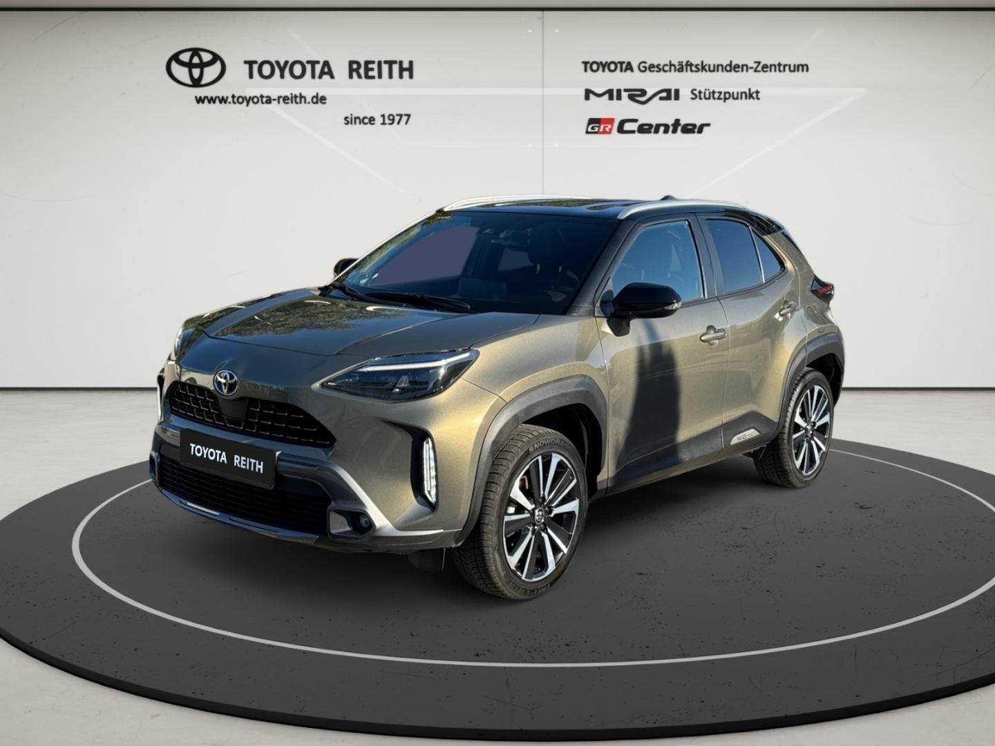 Toyota Yaris Cross Hybrid AWD-i Premiere Edition Navi S