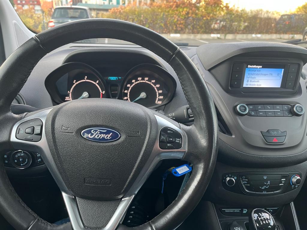 Ford Tourneo Courier